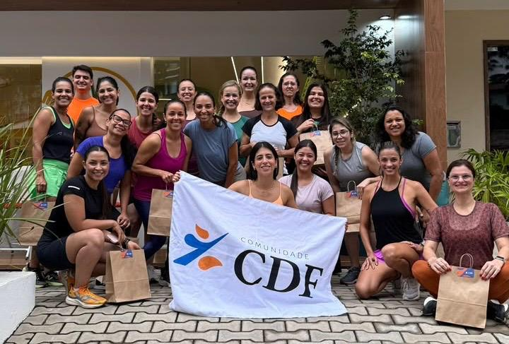 Foto do grupo de participantes da Comunidade CDF