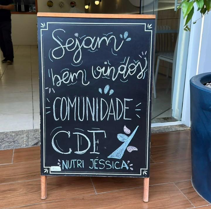 Quadro de boas-vindas da Comunidade CDF no encerramento